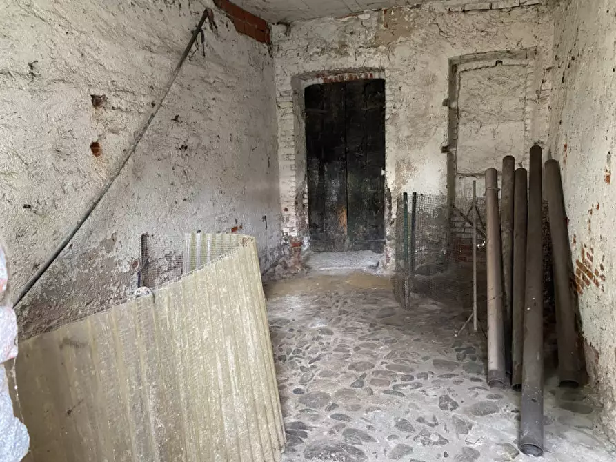 Immagine 14 di Casa indipendente in vendita  in Via Dante Alighieri a Fontaneto D'agogna