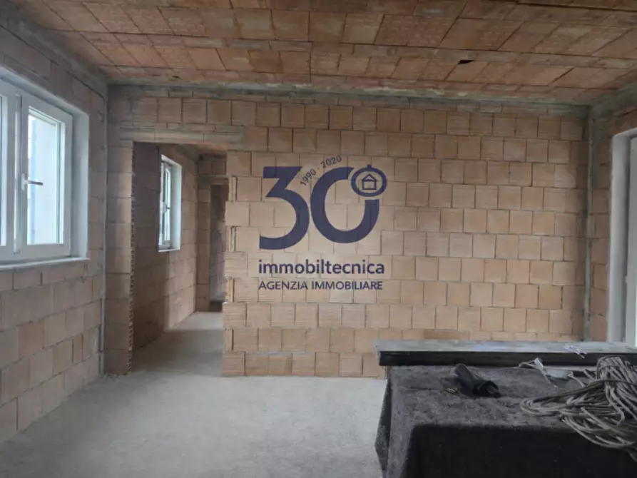 Immagine 4 di Appartamento in vendita  in Via Romana a Arezzo