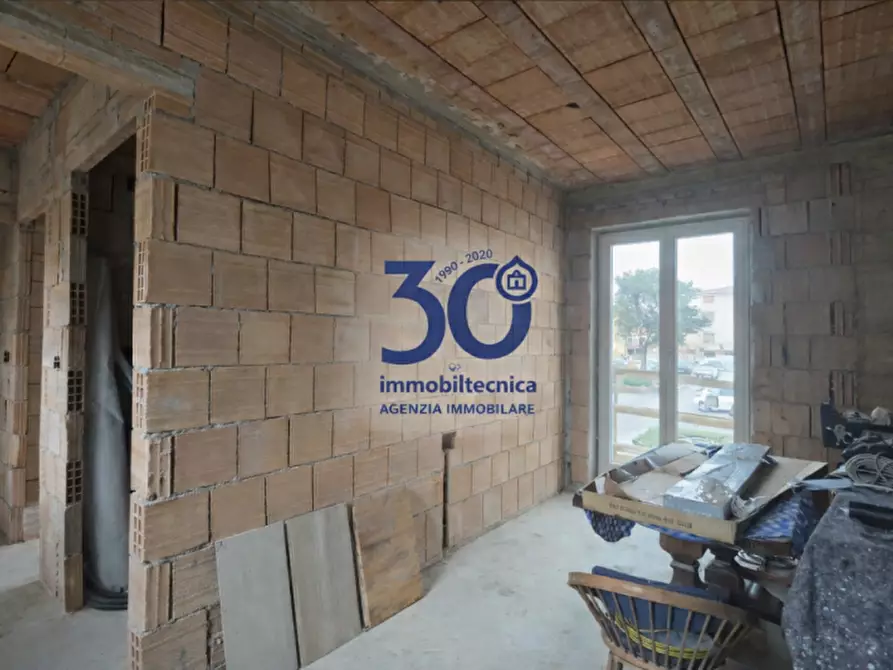 Immagine 5 di Appartamento in vendita  in Via Romana a Arezzo