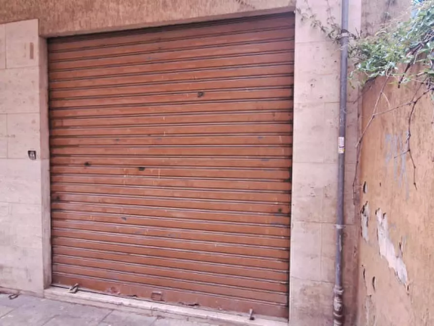Immagine 1 di Magazzino in vendita  in Via dei Redentoristi 15 a Palermo