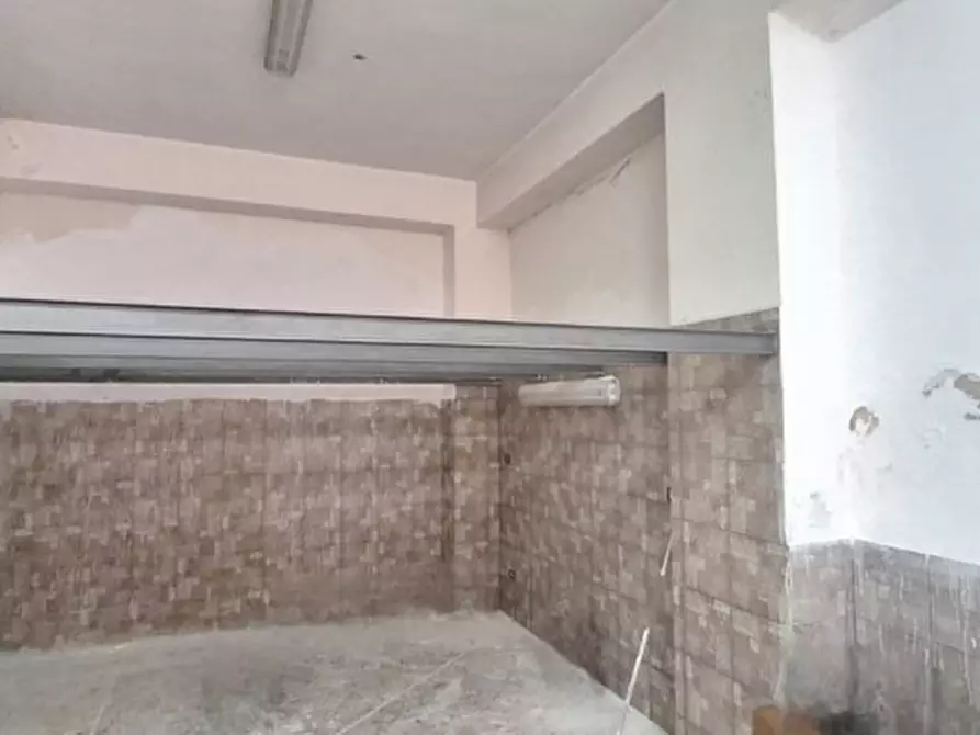 Immagine 3 di Magazzino in vendita  in Via dei Redentoristi 15 a Palermo