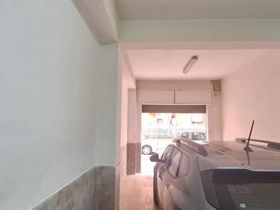 Immagine 4 di Magazzino in vendita  in Via dei Redentoristi 15 a Palermo