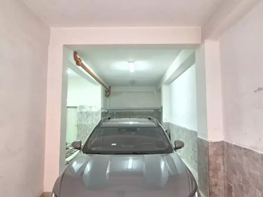 Immagine 11 di Magazzino in vendita  in Via dei Redentoristi 15 a Palermo