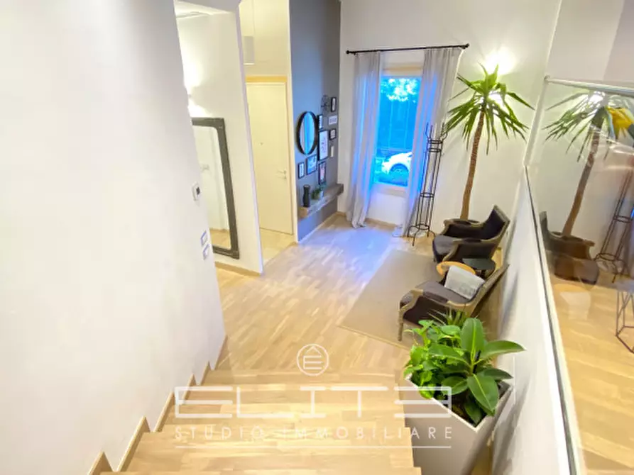 Immagine 9 di Appartamento in vendita  in Via Santa Margherita a Ancona