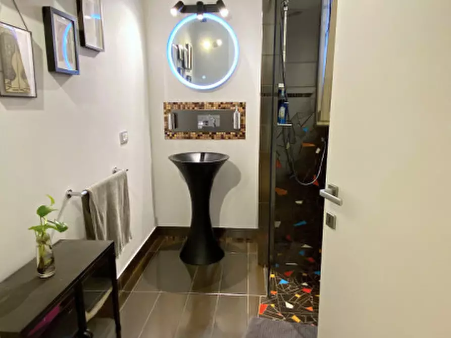 Immagine 17 di Appartamento in vendita  in Via Santa Margherita a Ancona