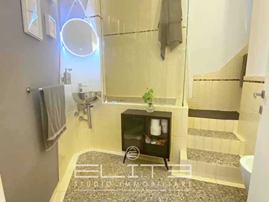 Immagine 19 di Appartamento in vendita  in Via Santa Margherita a Ancona