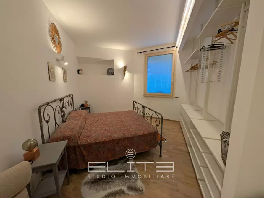 Immagine 20 di Appartamento in vendita  in Via Santa Margherita a Ancona