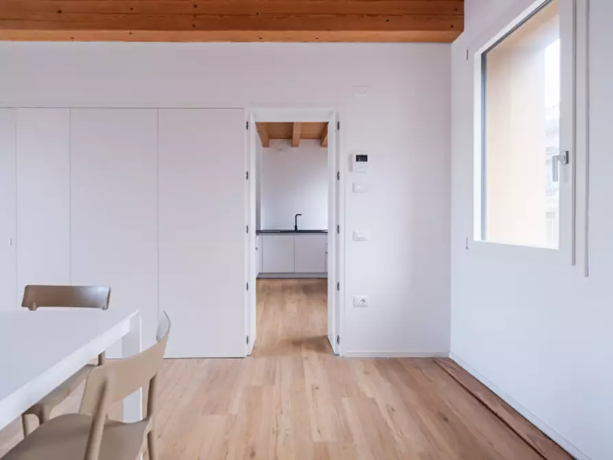 Immagine 5 di Appartamento in affitto  in Piazzale Giuseppe Giusti 6 a Vicenza