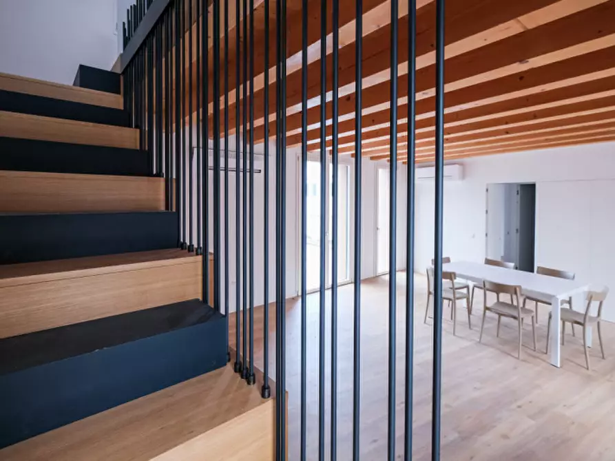 Immagine 11 di Appartamento in affitto  in Piazzale Giuseppe Giusti 6 a Vicenza