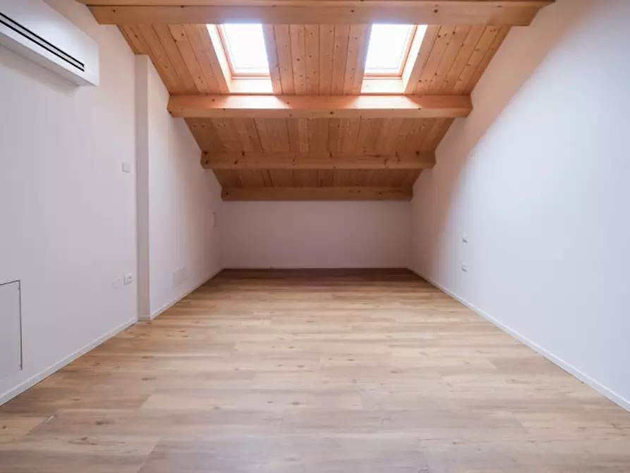 Immagine 16 di Appartamento in affitto  in Piazzale Giuseppe Giusti 6 a Vicenza