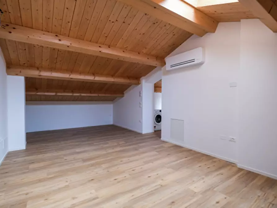 Immagine 17 di Appartamento in affitto  in Piazzale Giuseppe Giusti 6 a Vicenza