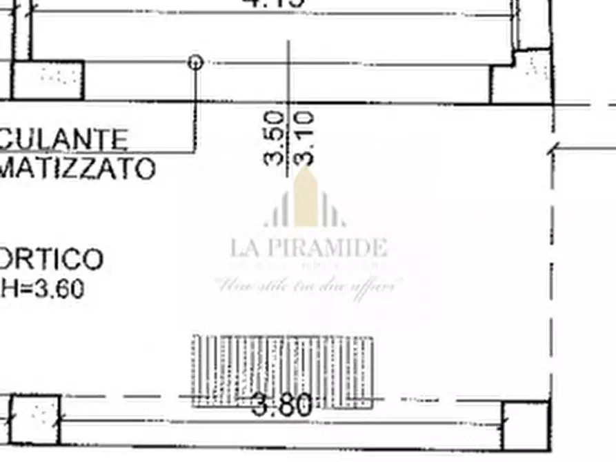 Immagine 4 di Garage in vendita  in ZONA OSPEDALE MILITARE CENTRO RIF 979 a Padova