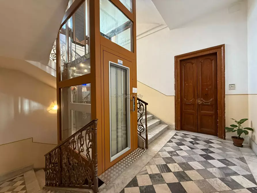 Immagine 4 di Appartamento in vendita  a Modica