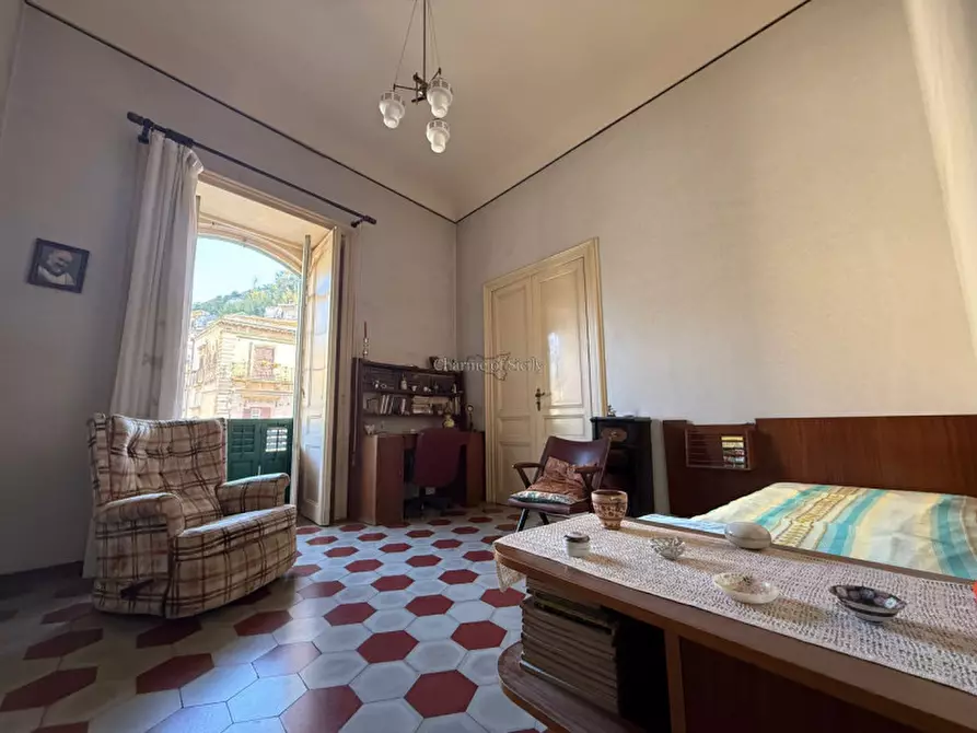 Immagine 19 di Appartamento in vendita  a Modica