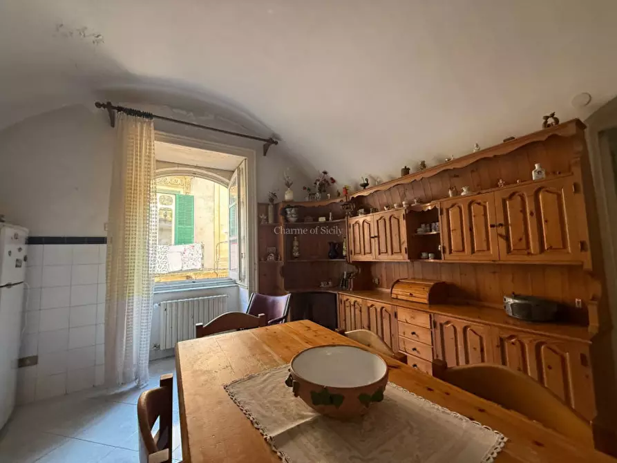 Immagine 43 di Appartamento in vendita  a Modica