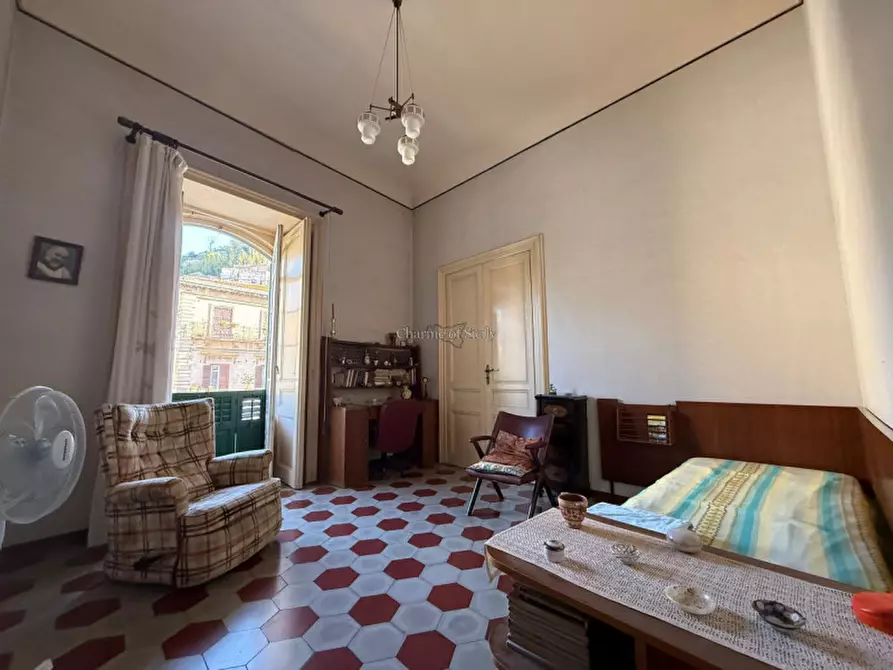 Immagine 51 di Appartamento in vendita  a Modica