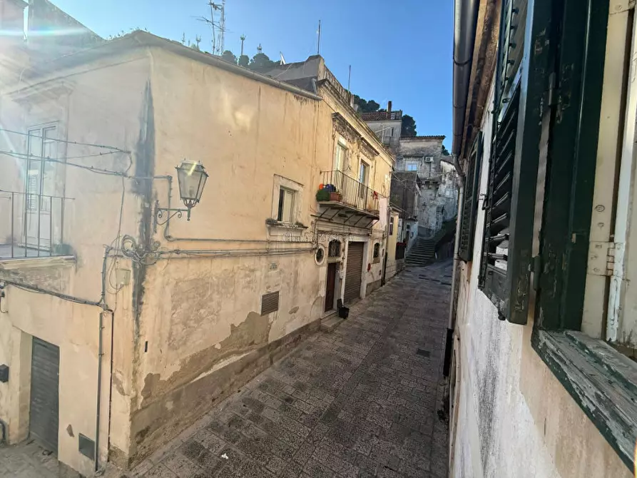 Immagine 69 di Appartamento in vendita  a Modica