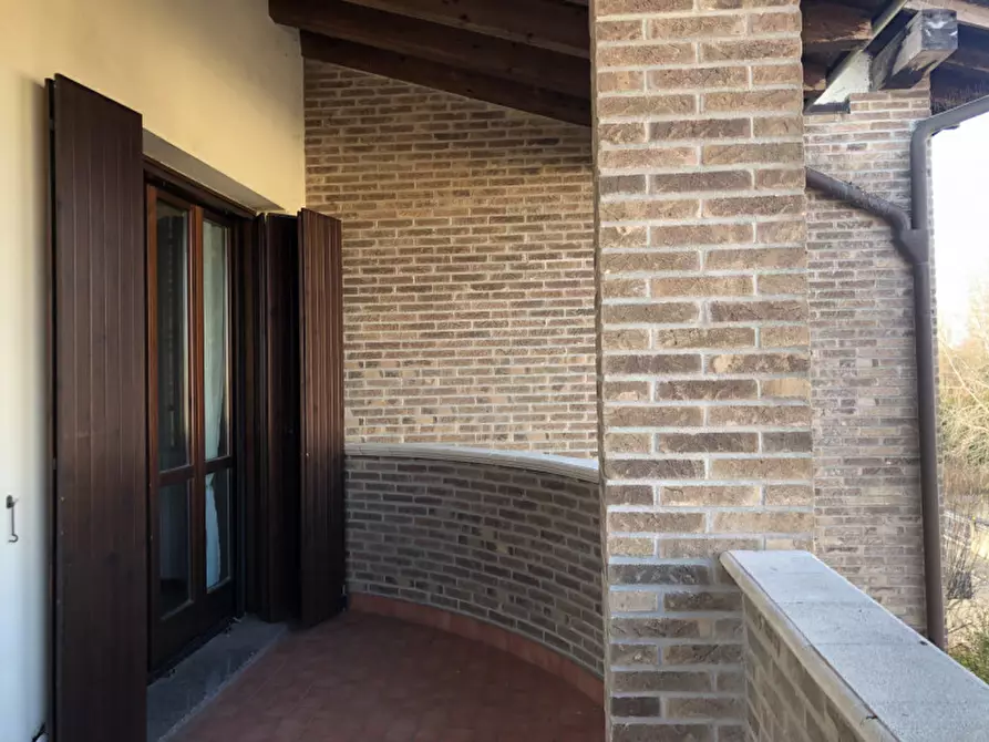 Immagine 16 di Appartamento in vendita  in Via San Biagio a Cento