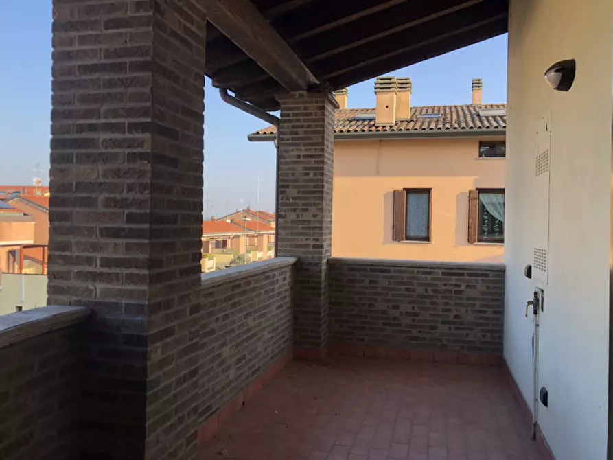 Immagine 17 di Appartamento in vendita  in Via San Biagio a Cento