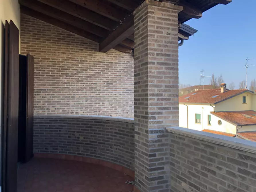 Immagine 18 di Appartamento in vendita  in Via San Biagio a Cento