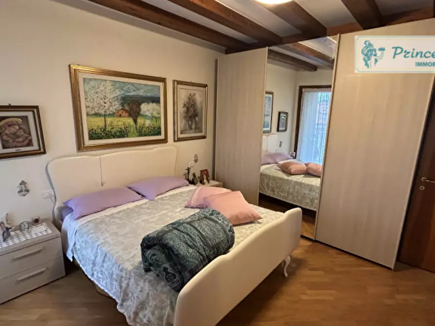 Immagine 7 di Appartamento in vendita  in Via Daniele Manin 1 a Schio