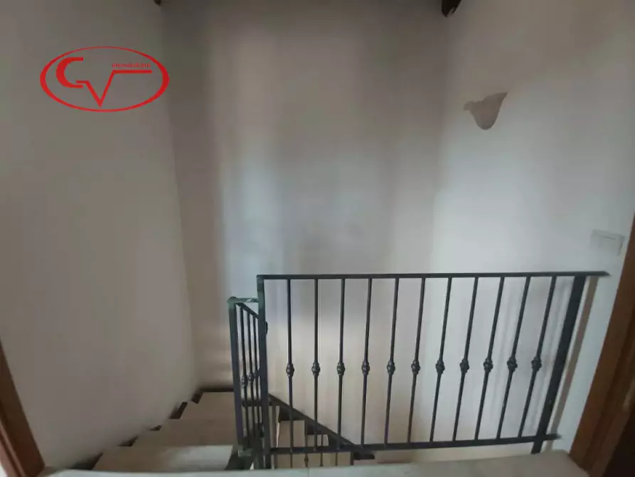 Immagine 13 di Appartamento in vendita  in Via Roma a Gaiole In Chianti