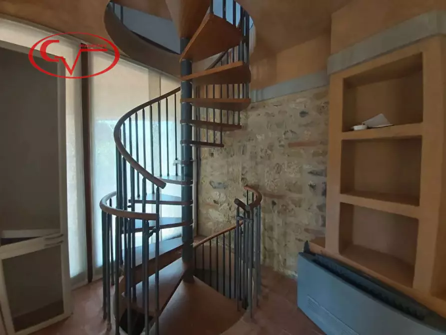 Immagine 15 di Appartamento in vendita  in Via Roma a Gaiole In Chianti