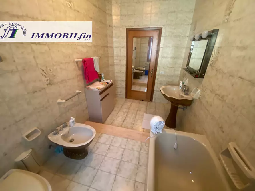 Immagine 32 di Villa in affitto  in VIA CRISTOFORO COLOMBO a Villabate