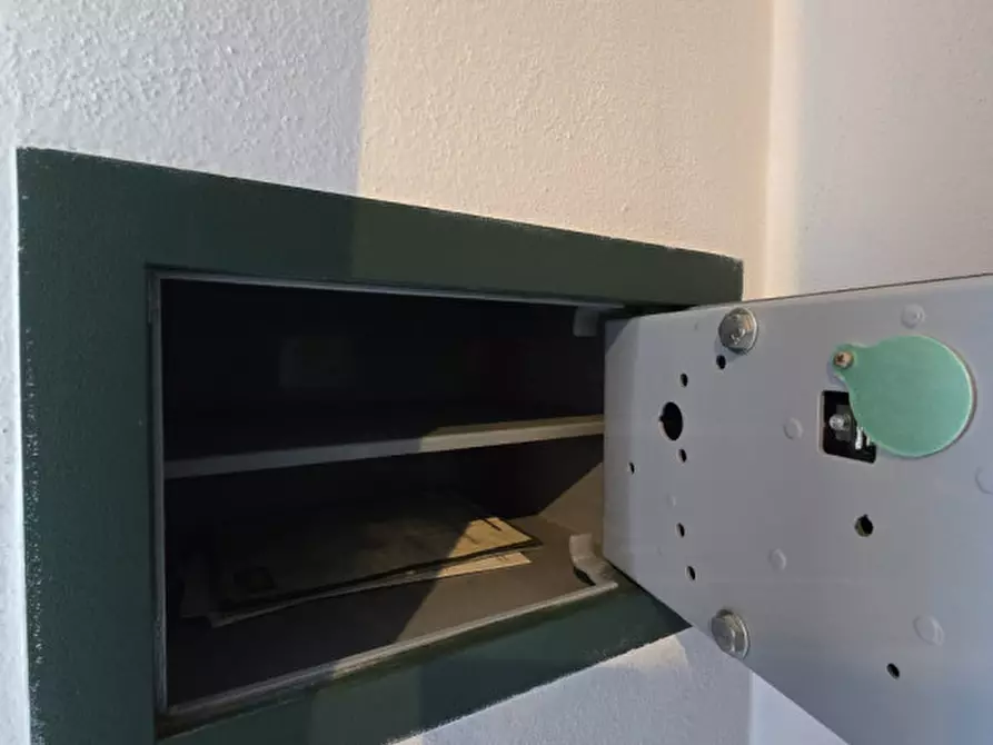 Immagine 27 di Appartamento in vendita  in Via Galileo Galilei 49 a Lecce