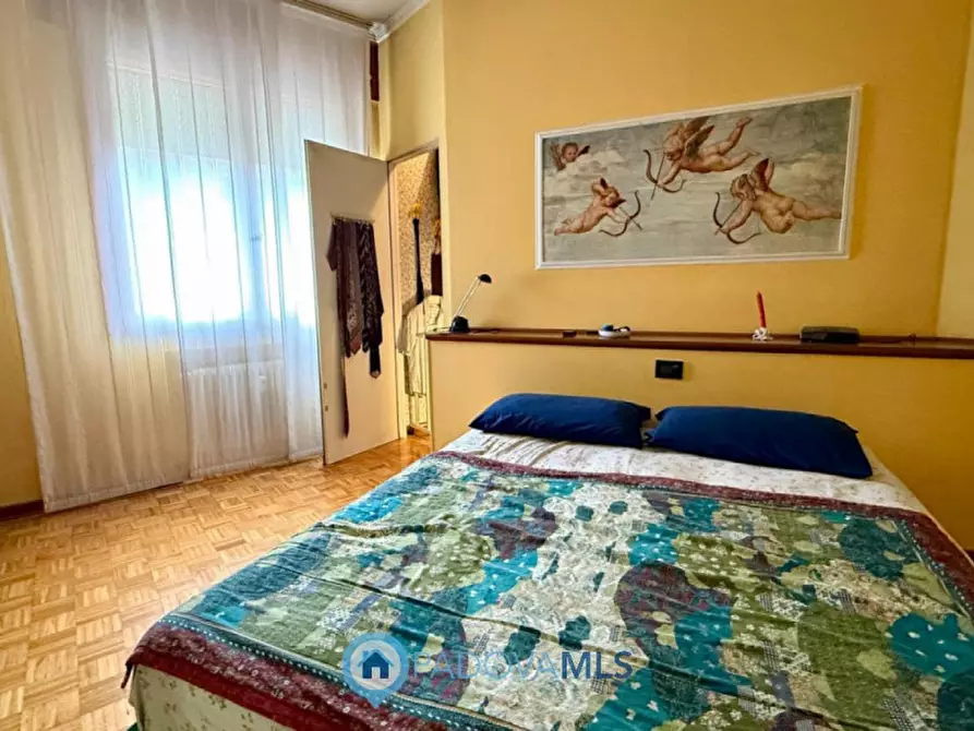 Immagine 5 di Appartamento in vendita  in Via Vittorio Saetta a Padova