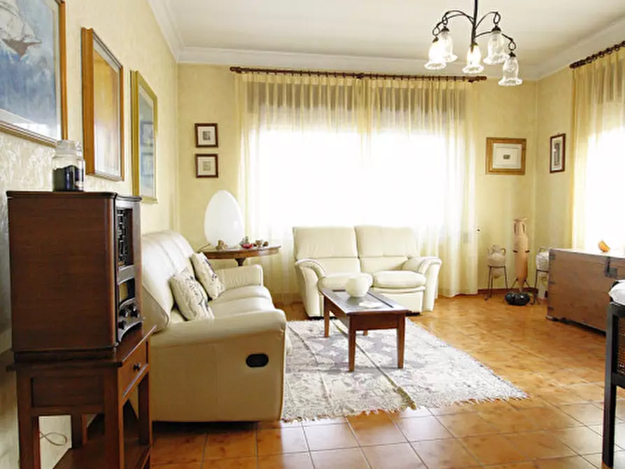 Immagine 11 di Casa indipendente in vendita  in Via Pisa a Parabita