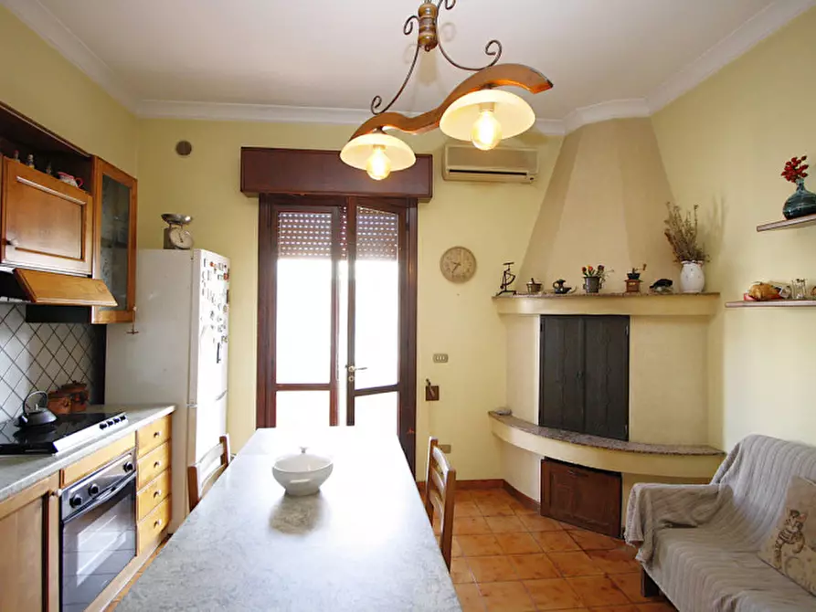 Immagine 15 di Casa indipendente in vendita  in Via Pisa a Parabita