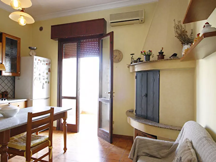 Immagine 19 di Casa indipendente in vendita  in Via Pisa a Parabita