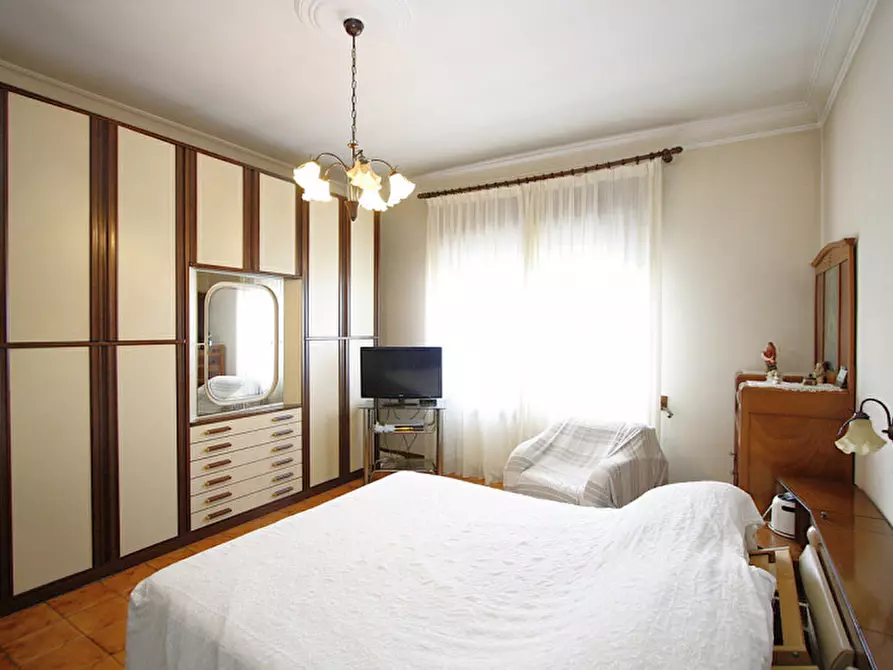 Immagine 21 di Casa indipendente in vendita  in Via Pisa a Parabita