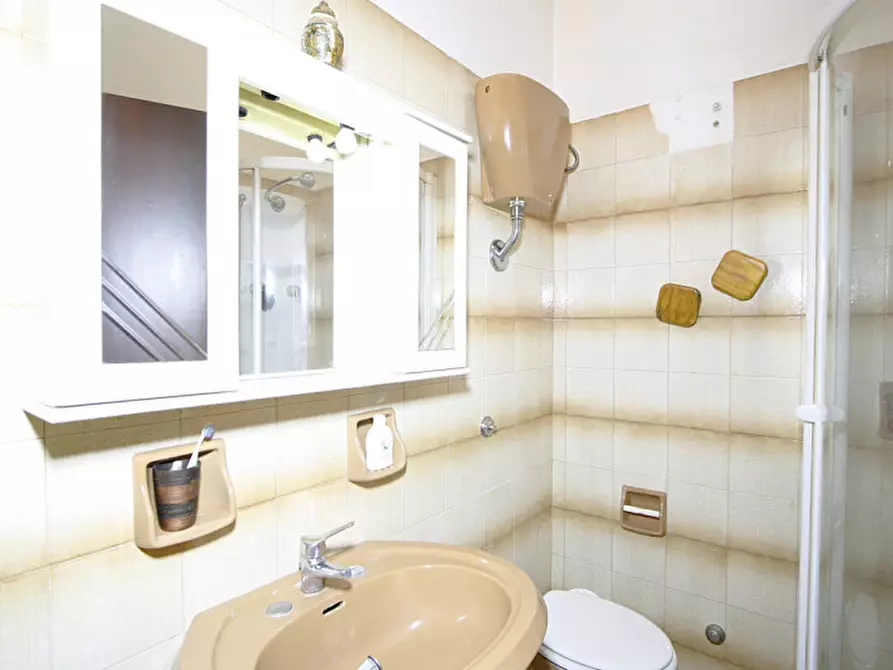 Immagine 23 di Casa indipendente in vendita  in Via Pisa a Parabita