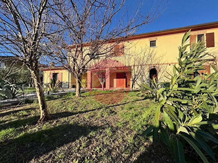 Immagine 2 di Appartamento in vendita  a Santarcangelo Di Romagna