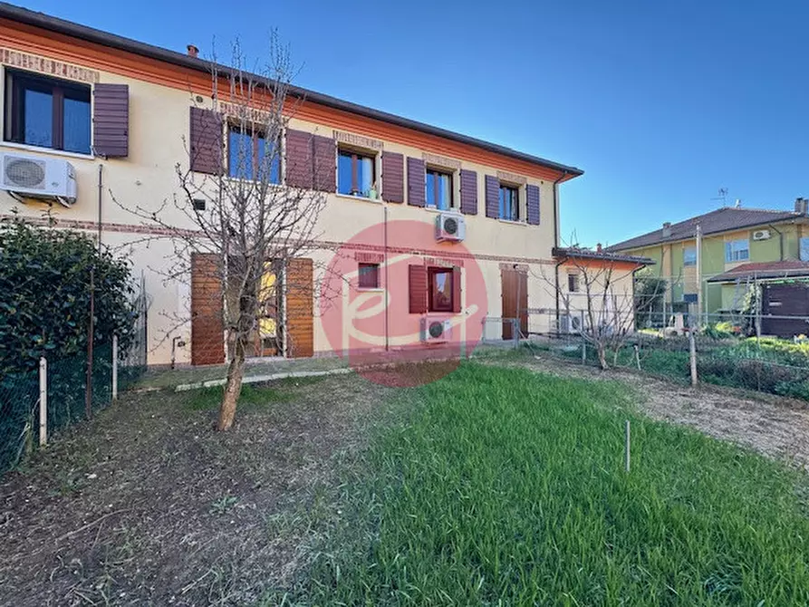 Immagine 8 di Appartamento in vendita  a Santarcangelo Di Romagna