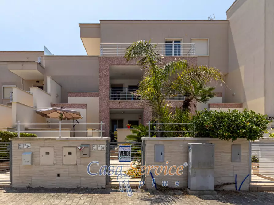 Immagine 11 di Casa indipendente in vendita  in Vico Arrigo Boito a Gallipoli