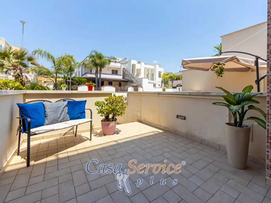 Immagine 13 di Casa indipendente in vendita  in Vico Arrigo Boito a Gallipoli