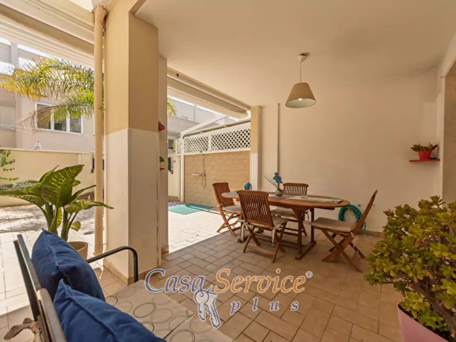 Immagine 37 di Casa indipendente in vendita  in Vico Arrigo Boito a Gallipoli