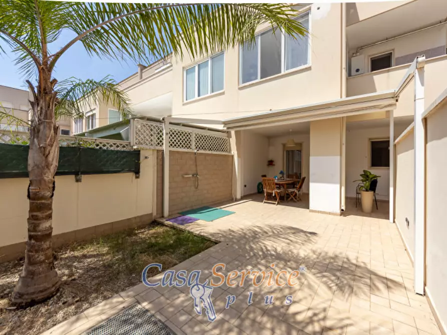 Immagine 38 di Casa indipendente in vendita  in Vico Arrigo Boito a Gallipoli