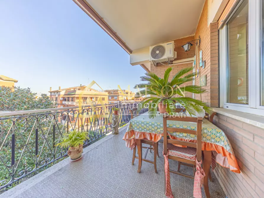 Immagine 2 di Appartamento in vendita  in Via Niobe a Roma