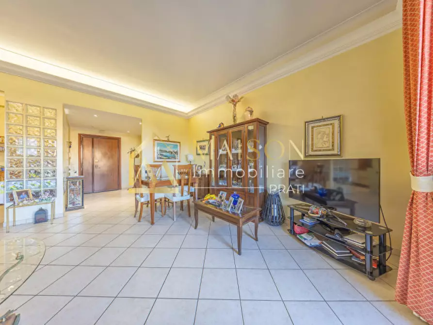 Immagine 4 di Appartamento in vendita  in Via Niobe a Roma