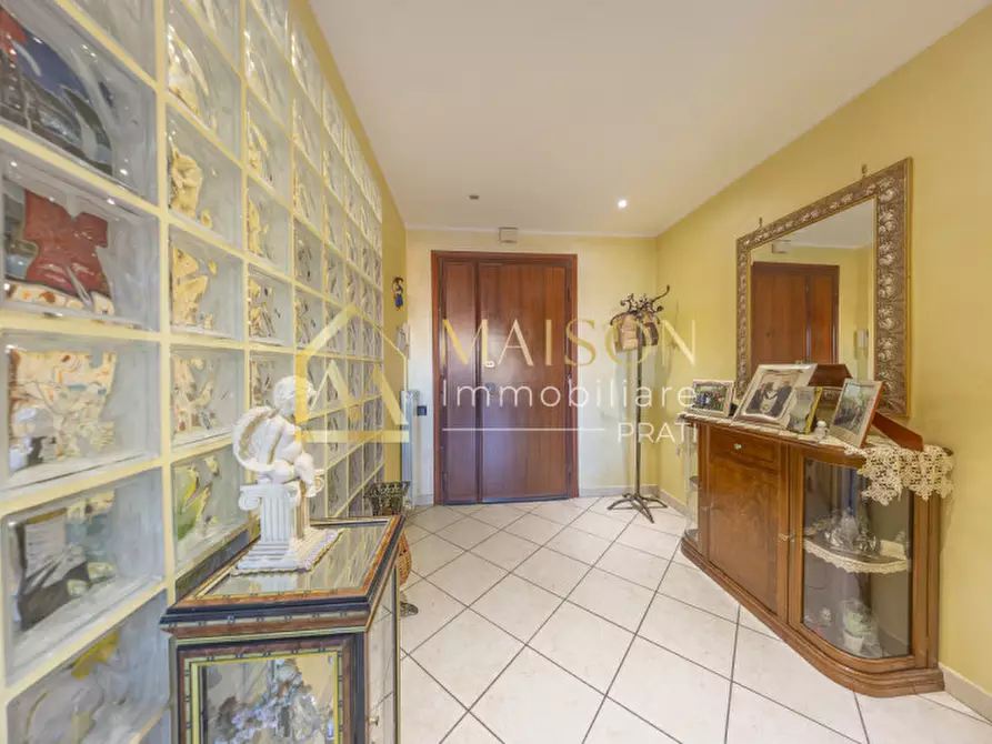 Immagine 5 di Appartamento in vendita  in Via Niobe a Roma