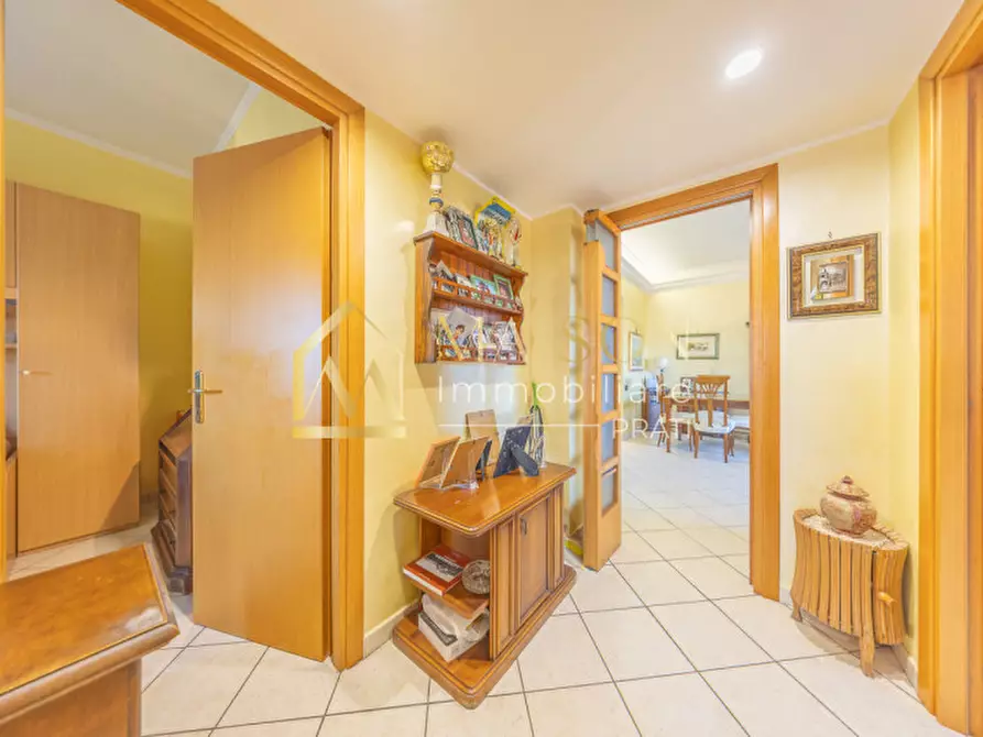 Immagine 20 di Appartamento in vendita  in Via Niobe a Roma