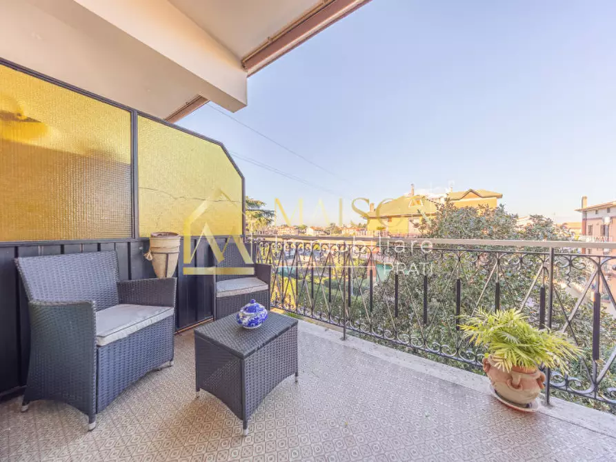 Immagine 33 di Appartamento in vendita  in Via Niobe a Roma