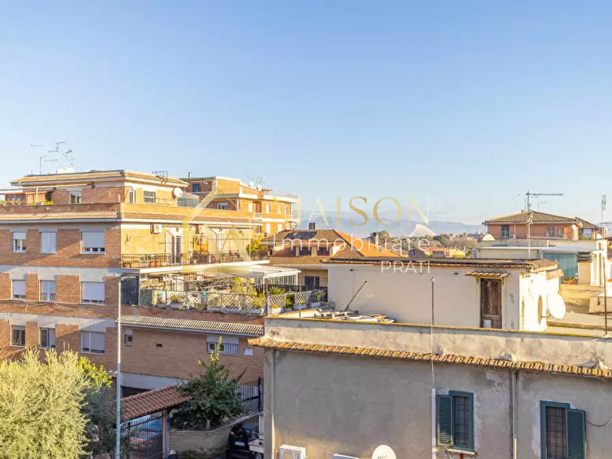 Immagine 37 di Appartamento in vendita  in Via Niobe a Roma