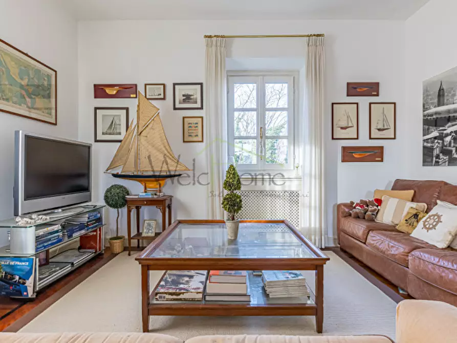 Immagine 1 di Appartamento in vendita  in Alzate Brianza Via della Noce 116 a Alzate Brianza