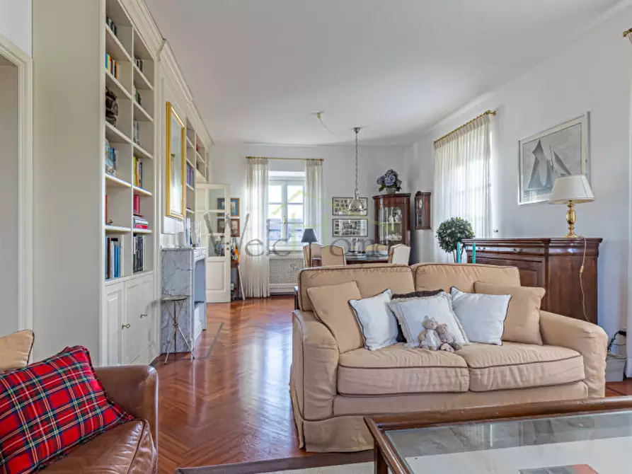 Immagine 2 di Appartamento in vendita  in Alzate Brianza Via della Noce 116 a Alzate Brianza