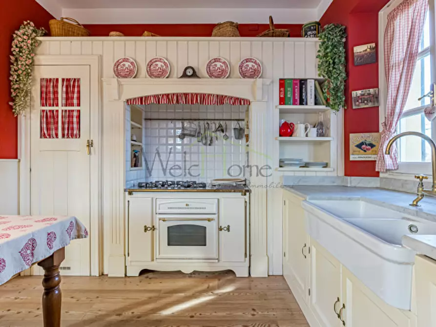 Immagine 9 di Appartamento in vendita  in Alzate Brianza Via della Noce 116 a Alzate Brianza